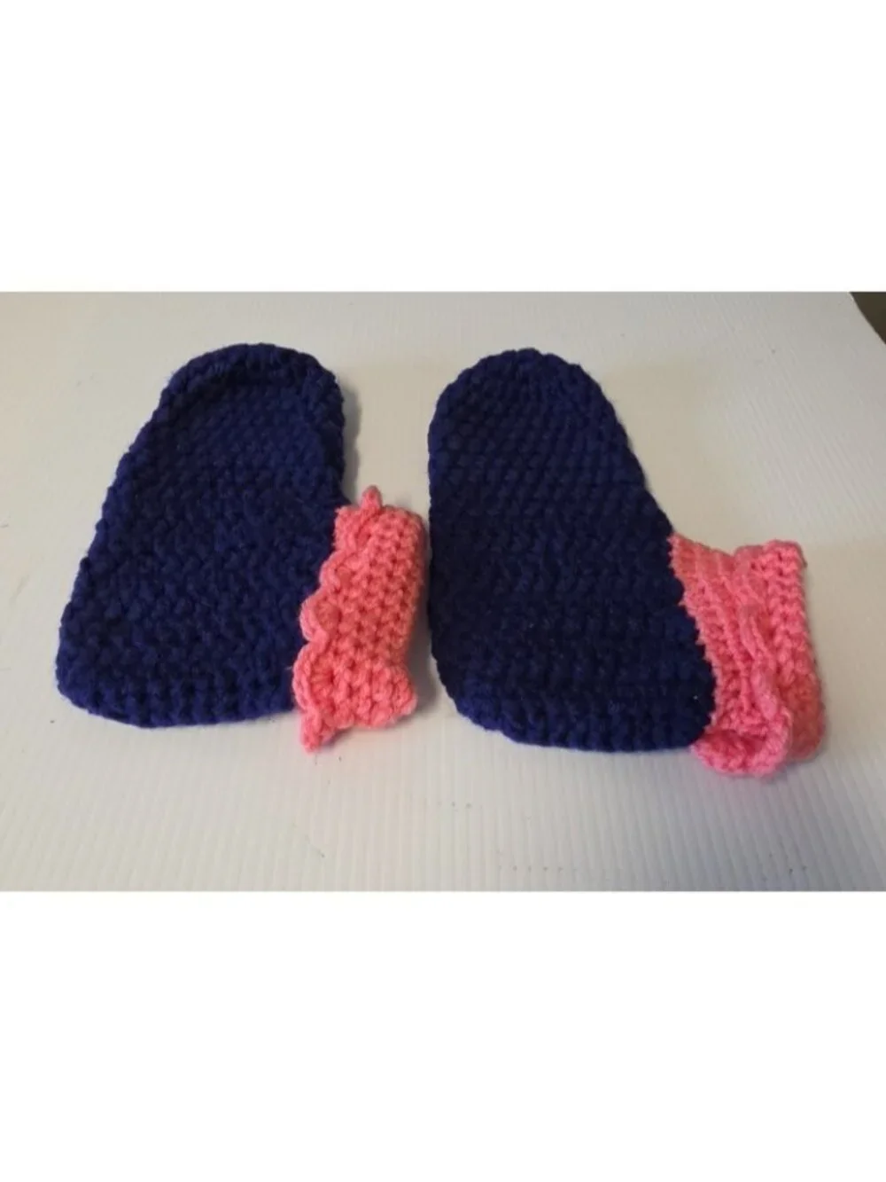 Brand New Set of 2 Homemade Boys Girls Knitted Booties Pink Navy Blue Maroon